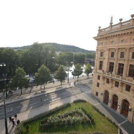 Fabulous River View Studio In The Heart Of Praga Exterior foto